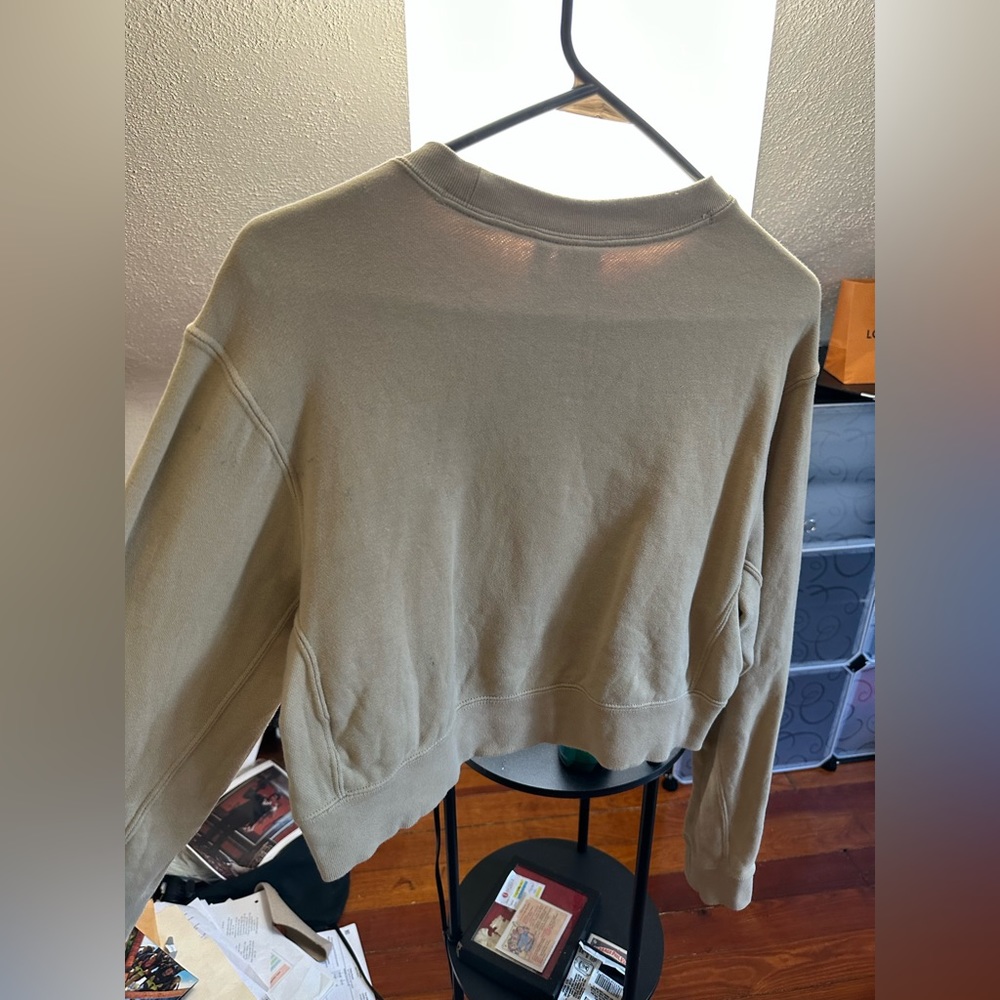 Women’s cropped Adidas crew neck, size small. - Picture 3 of 3